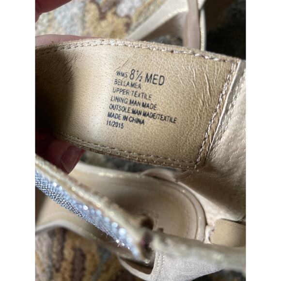 Kenneth Cole Reaction, Size 8.5 M, Champagne Gold Strappy Heels, SIlver Crystals - Picture 6 of 8